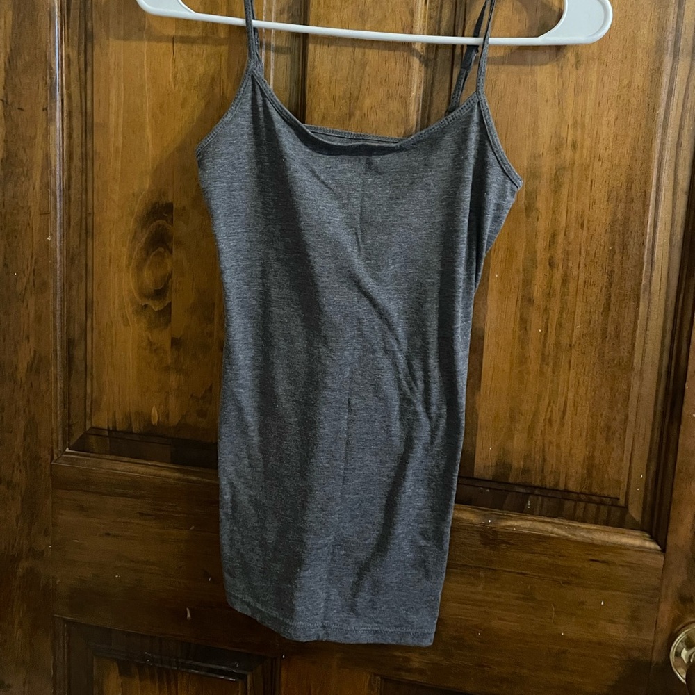 ✨Skinny Strap Tank Top✨